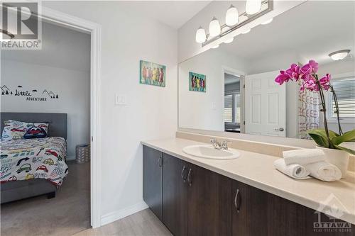 777 Logperch Circle, Ottawa, ON - Indoor Photo Showing Bathroom