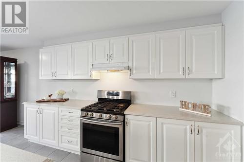 777 Logperch Circle, Ottawa, ON - Indoor Photo Showing Kitchen