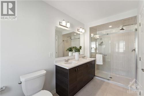 777 Logperch Circle, Ottawa, ON - Indoor Photo Showing Bathroom