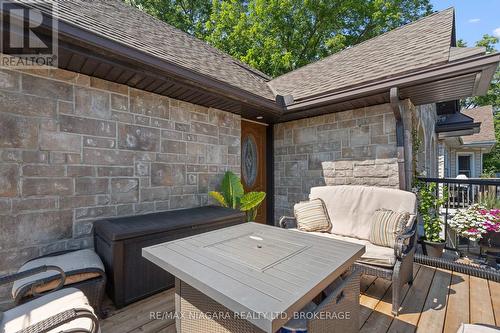 17 Thomas Street, St. Catharines (451 - Downtown), ON - Outdoor With Deck Patio Veranda With Exterior