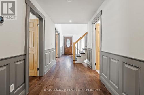 17 Thomas Street, St. Catharines (451 - Downtown), ON - Indoor Photo Showing Other Room