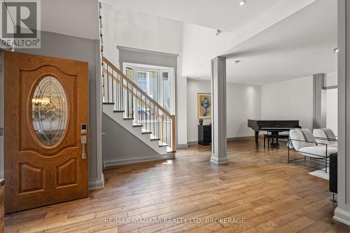 17 Thomas Street, St. Catharines (451 - Downtown), ON - Indoor Photo Showing Other Room