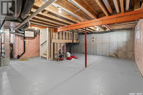 71 900 St Andrews Lane, Warman, SK - Indoor Photo Showing Basement