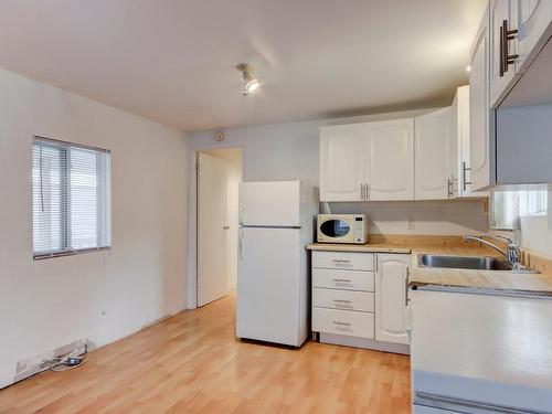 Kitchen - 49-4250 Rue Legault, Longueuil (Saint-Hubert), QC - Indoor Photo Showing Kitchen