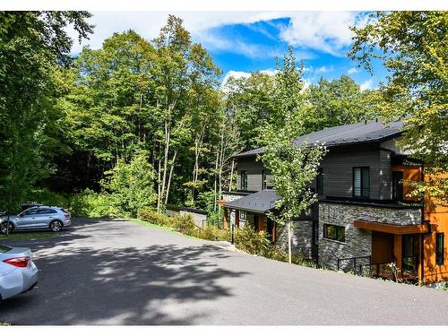 Stationnement - 202-89 Rue Jones, Bromont, QC - Outdoor