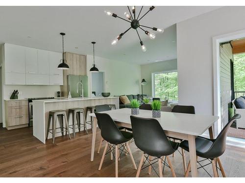 Salle Ã  manger - 202-89 Rue Jones, Bromont, QC - Indoor Photo Showing Dining Room