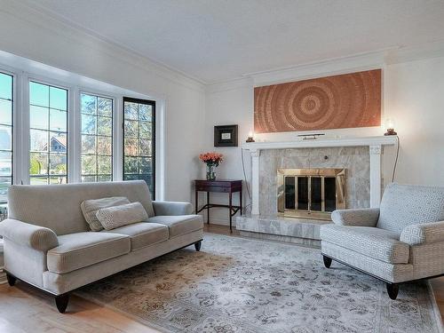 Living room - 131 Av. De Dulwich, Saint-Lambert, QC - Indoor Photo Showing Living Room With Fireplace