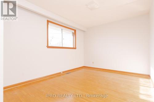 36 Summerfield Crescent, Toronto, ON - Indoor Photo Showing Other Room