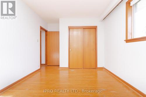 36 Summerfield Crescent, Toronto, ON - Indoor Photo Showing Other Room