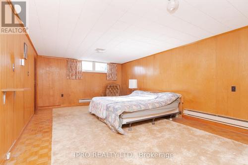 36 Summerfield Crescent, Toronto, ON - Indoor Photo Showing Bedroom