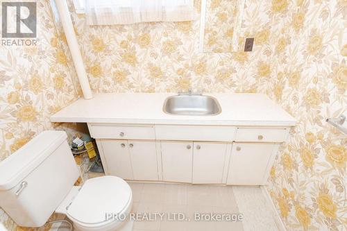 36 Summerfield Crescent, Toronto, ON -  Photo Showing Bathroom