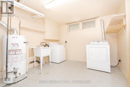 36 Summerfield Crescent, Toronto, ON - Indoor Photo Showing Laundry Room