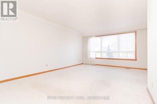 36 Summerfield Crescent, Toronto, ON - Indoor Photo Showing Other Room