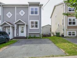 4 Brewer Court  Halifax, NS B3N 0B9