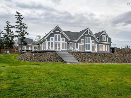 5199 Shore Road W, Parkers Cove, NS 