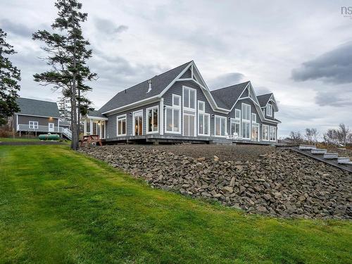 5199 Shore Road W, Parkers Cove, NS 