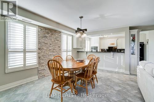 404 - 15390 Yonge Street, Aurora, ON - Indoor Photo Showing Dining Room