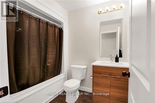 98 - 1781 Henrica Avenue, London, ON - Indoor Photo Showing Bathroom