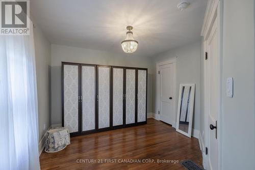 170 Langarth Street E, London, ON - Indoor Photo Showing Other Room