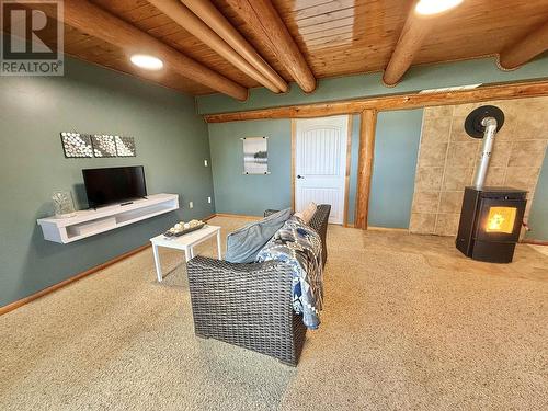 2613 Norwood Road, Quesnel, BC - Indoor