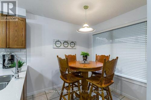 15 Trailbrook Lane, Guelph, ON - Indoor Photo Showing Dining Room