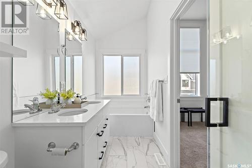 72 900 St Andrews Lane, Warman, SK - Indoor Photo Showing Bathroom