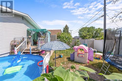 415 9Th Avenue Nw, Moose Jaw, SK - Outdoor