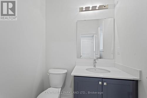 1352 Davis Loop, Innisfil, ON - Indoor Photo Showing Bathroom