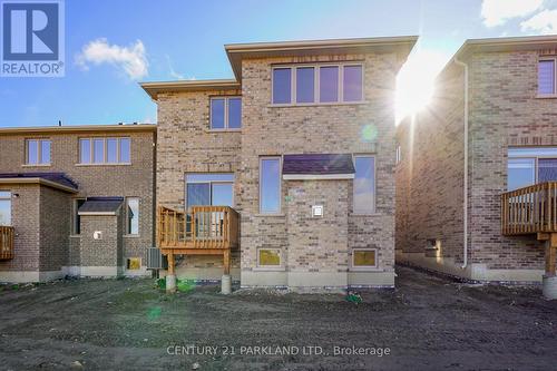 1352 Davis Loop, Innisfil, ON - Outdoor