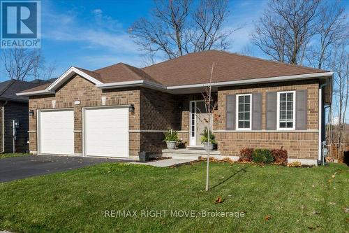 26 Hunter Avenue, Tay, ON - Outdoor With Facade