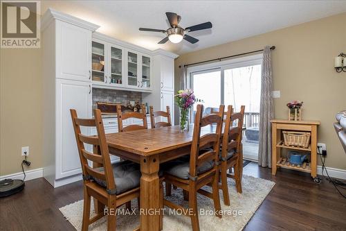 26 Hunter Avenue, Tay, ON - Indoor Photo Showing Dining Room