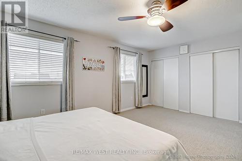 571 Blythwood Square, Oshawa, ON - Indoor Photo Showing Bedroom