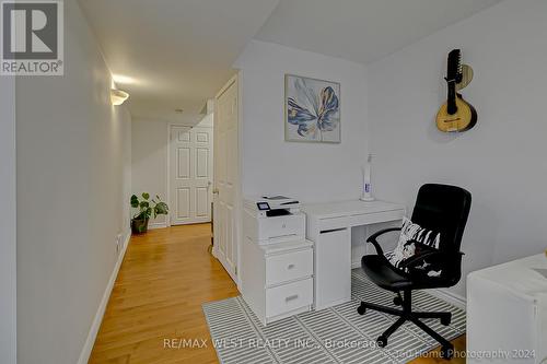 571 Blythwood Square, Oshawa, ON - Indoor Photo Showing Office