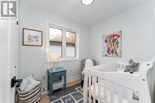 411 Main Street, Toronto, ON - Indoor Photo Showing Bedroom