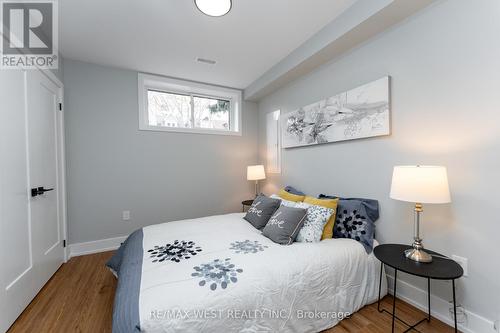 411 Main Street, Toronto, ON - Indoor Photo Showing Bedroom