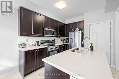 68 Killington Avenue, Vaughan, ON - Indoor Photo Showing Kitchen With Double Sink