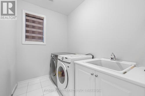 68 Killington Avenue, Vaughan, ON - Indoor Photo Showing Laundry Room