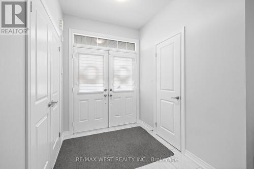 68 Killington Avenue, Vaughan, ON - Indoor Photo Showing Other Room