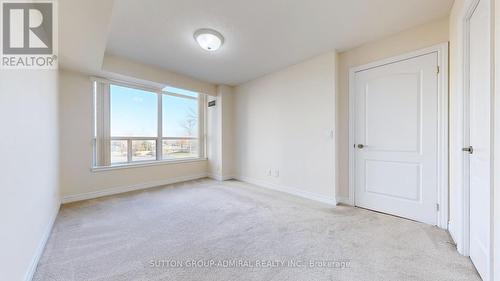 204 - 60 Disera Drive, Vaughan, ON - Indoor Photo Showing Other Room