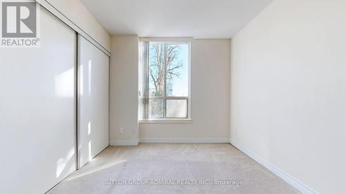 204 - 60 Disera Drive, Vaughan, ON - Indoor Photo Showing Other Room