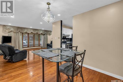 431 Chitek Crescent, Saskatoon, SK - Indoor Photo Showing Dining Room