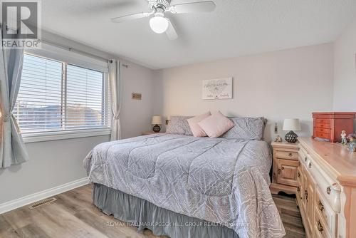 25 Bibby Court, Barrie, ON - Indoor Photo Showing Bedroom