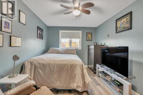 25 Bibby Court, Barrie, ON - Indoor Photo Showing Bedroom