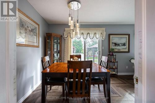 794 Laurier Avenue, Milton, ON - Indoor Photo Showing Dining Room