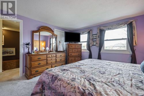 794 Laurier Avenue, Milton, ON - Indoor Photo Showing Bedroom