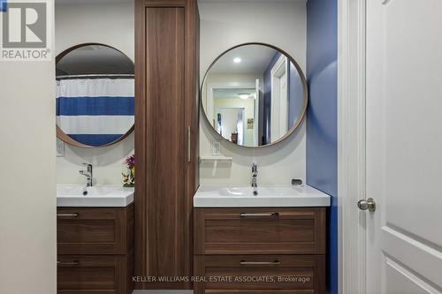 794 Laurier Avenue, Milton, ON - Indoor Photo Showing Bathroom