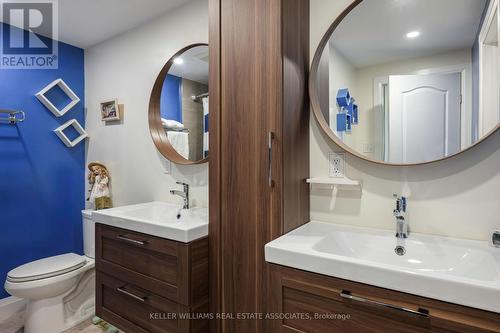 794 Laurier Avenue, Milton, ON - Indoor Photo Showing Bathroom