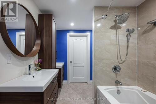 794 Laurier Avenue, Milton, ON - Indoor Photo Showing Bathroom