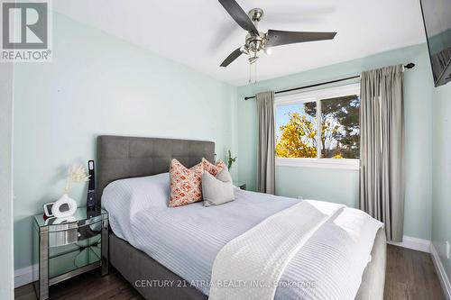 4 - 88 Rainbow Drive, Vaughan, ON - Indoor Photo Showing Bedroom