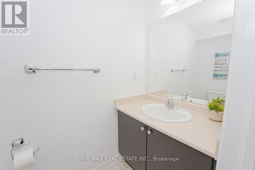 39 Agava Street, Brampton, ON - Indoor Photo Showing Bathroom